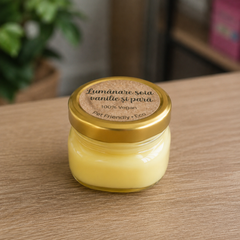 Lumânare Parfumată „Blândețe” din Ceară naturală de Soia – Vanilie și Pară (200 g)