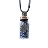 Pandantiv sticluță cu Lapis Lazuli și talisman Hamsa pentru protecție și echilibru mental