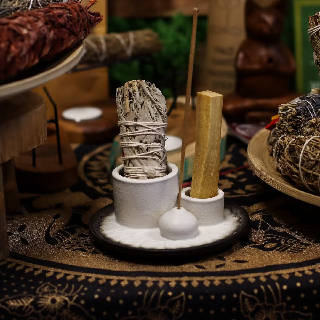Poze de prezentare pentru Suport ceramică, model Mandala alb și gri pentru Palo Santo, salvie și bețișoare parfumate