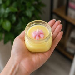 Lumânare Parfumată „Blândețe” din Ceară naturală de Soia – Vanilie și Pară (200 g)