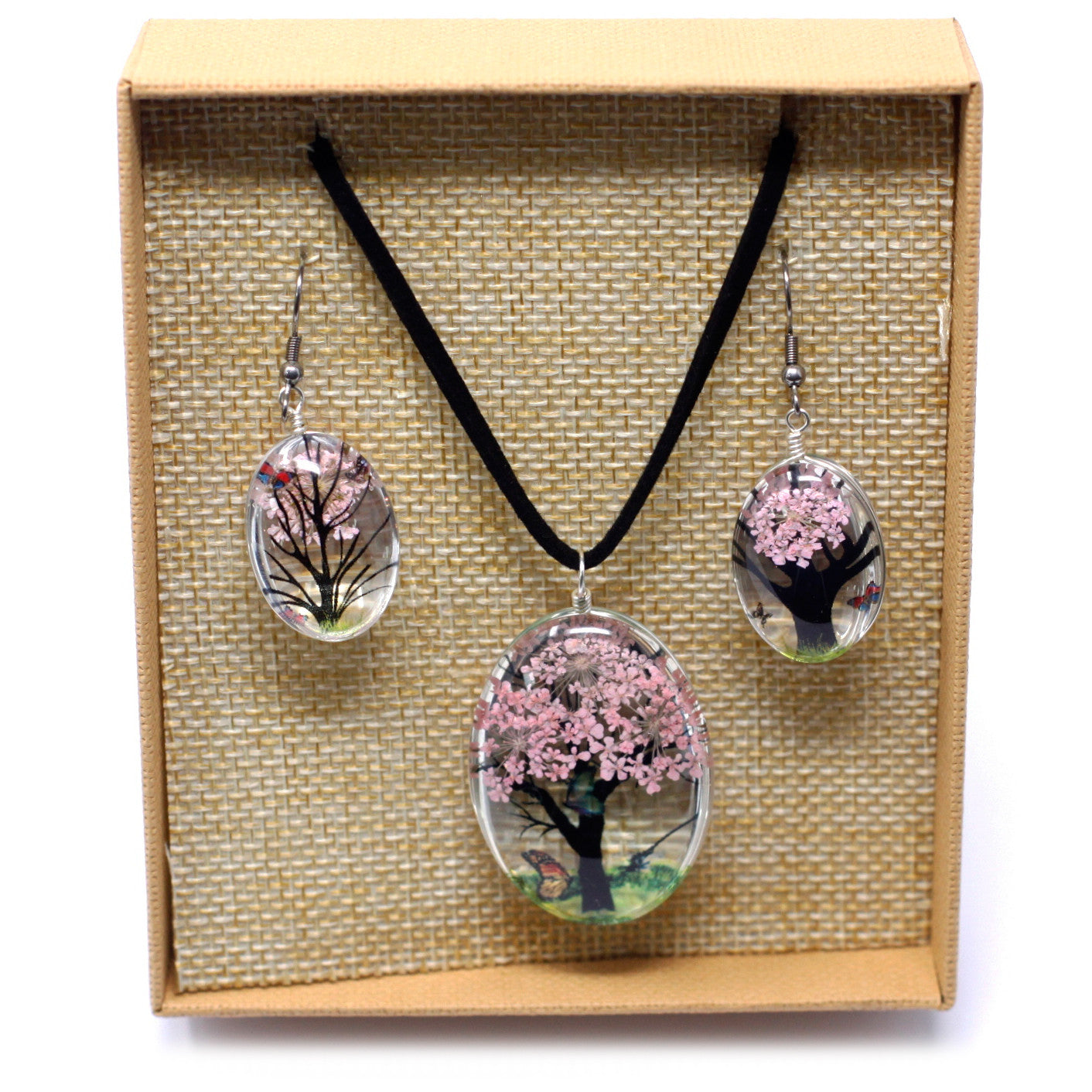 Set bijuterii spirituale Arborele Vieții cu flori presate roz - colier și cercei handmade în cutie cadou